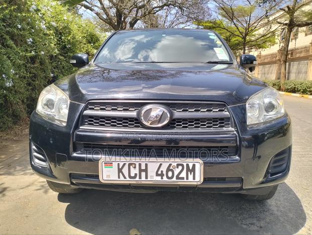 Toyota RAV4 2010 Black