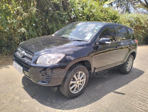 Toyota RAV4 2010 Black