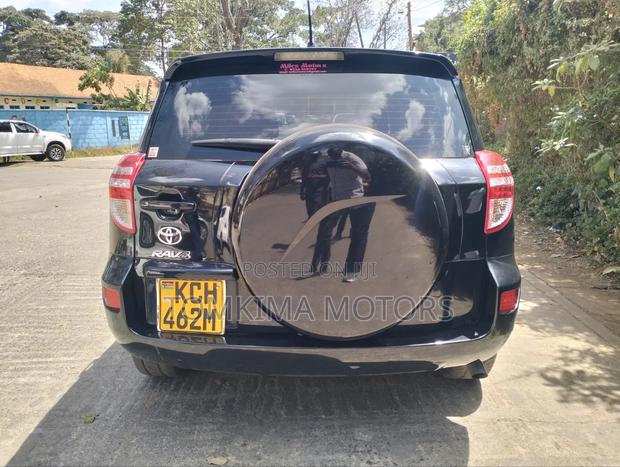 Toyota RAV4 2010 Black