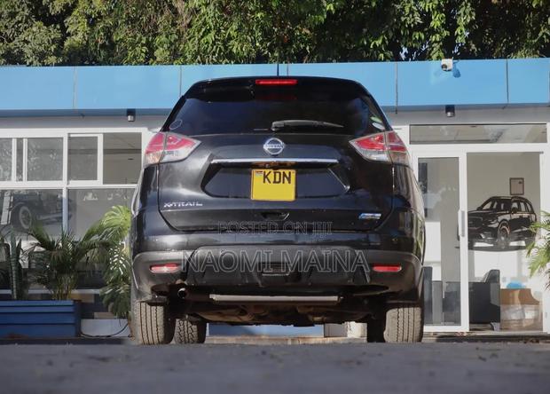 Nissan X-Trail 2.0 Hybrid AWD 2017 Black