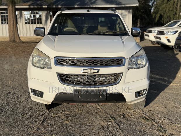 Chevrolet Colorado 2014 White
