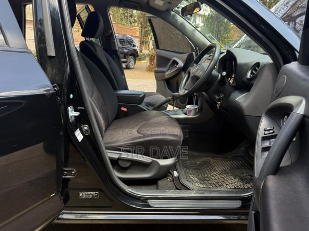 Toyota RAV4 2009 Black