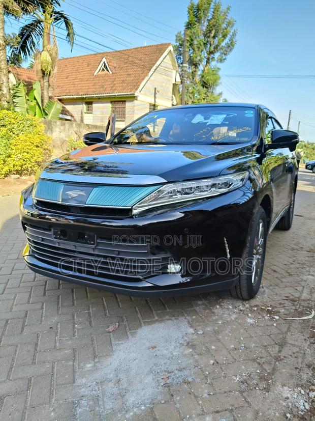 Toyota Harrier 2.0 2019 Black