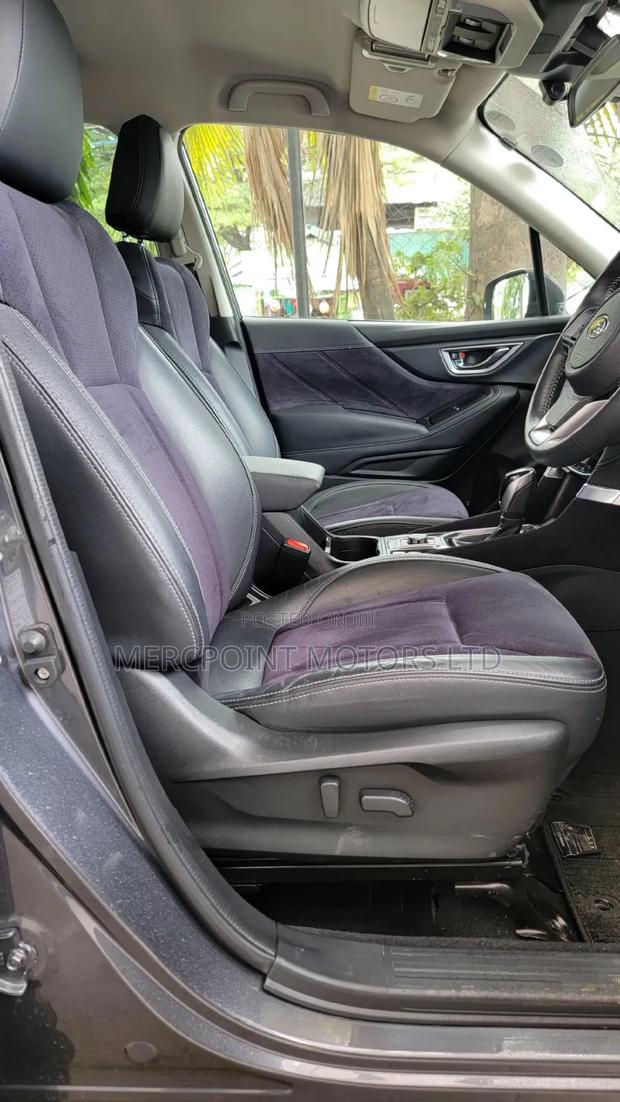 Subaru Forester Premium 2021 Gray