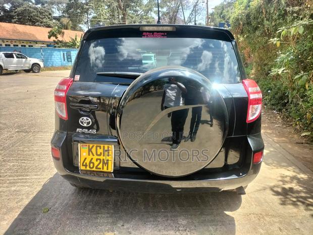 Toyota RAV4 2010 Black