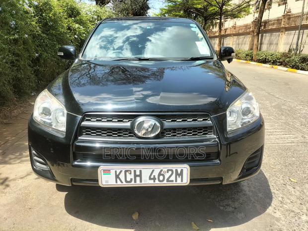Toyota RAV4 2010 Black