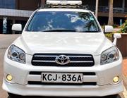 Toyota RAV4 2009 White for sale