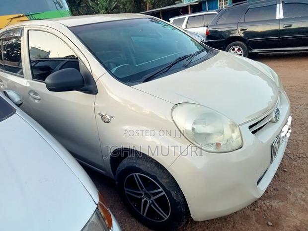 Daihatsu Boon 2010 Gold