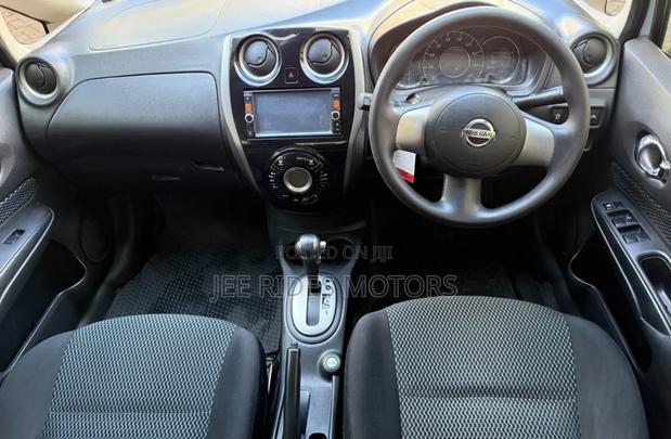 Nissan Note 2014 Silver