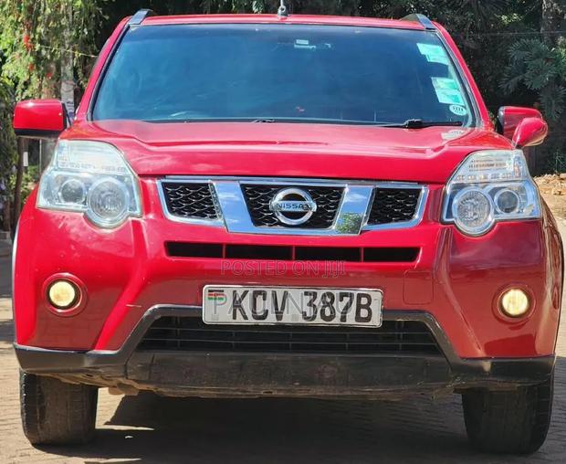 Nissan X-Trail 2012