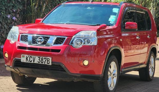 Nissan X-Trail 2012
