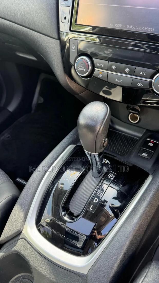 Nissan X-Trail 2019 White