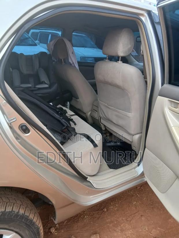 Toyota Corolla 2005 Silver