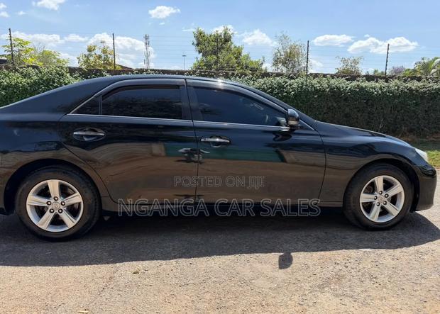 Toyota Mark X 2010 Black