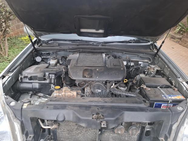 Toyota Land Cruiser Prado 2002 Silver