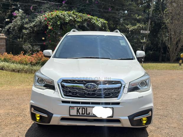 Subaru Forester 2.0XT Premium AWD 2016 White