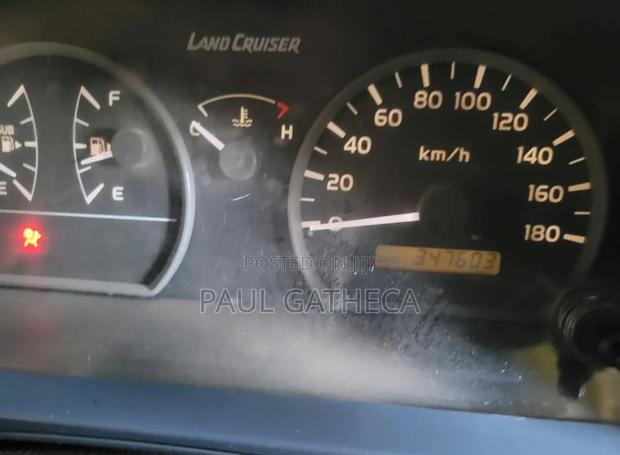 Toyota Land Cruiser 2013 Green