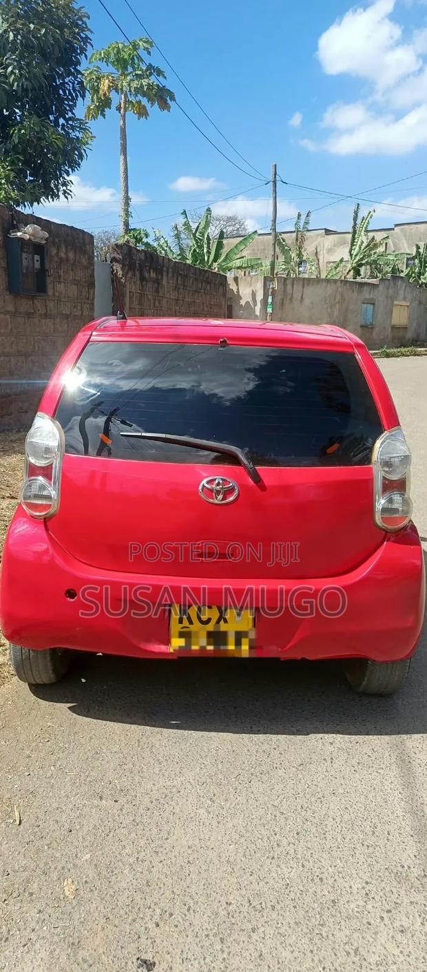 Toyota Passo 2012 Red