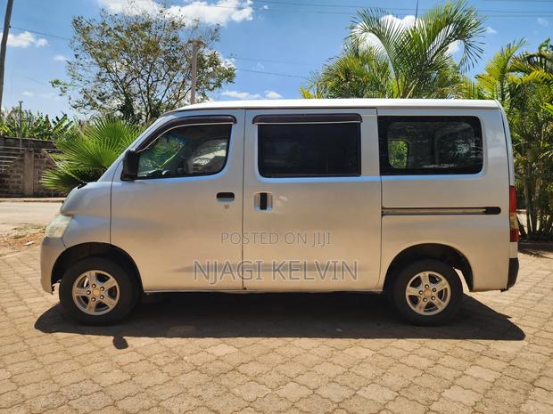 Toyota TownAce 2010 Silver