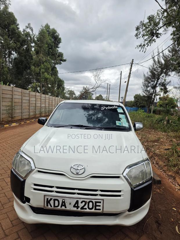 Toyota Probox 2014 White