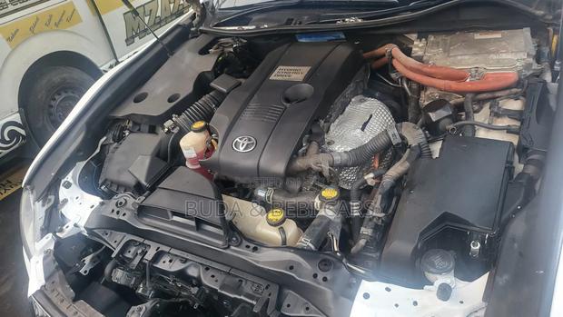 Toyota Crown 2013 White