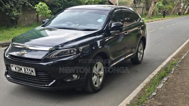 Toyota Harrier 2.0 4WD 2017 Black