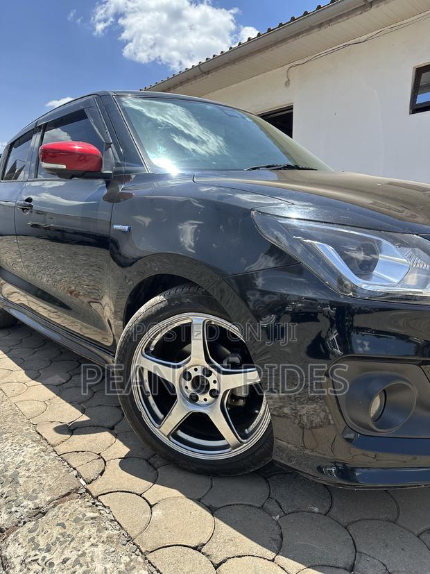 Suzuki Swift 2019 Black