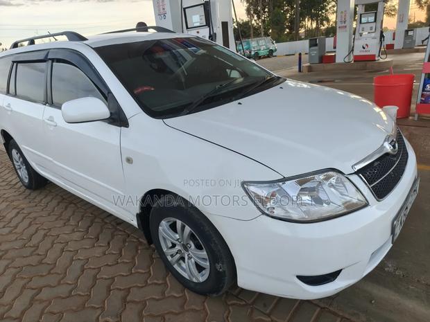 Toyota Corolla Fielder 1.5 Petrol FWD 2006 White