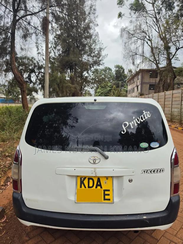 Toyota Probox 2014 White