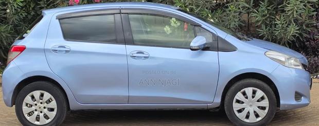 Toyota Vitz 2013 Blue