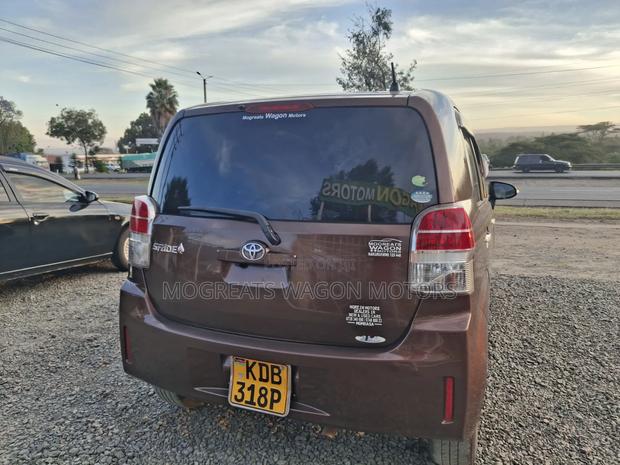 Toyota Spade 2013 Brown