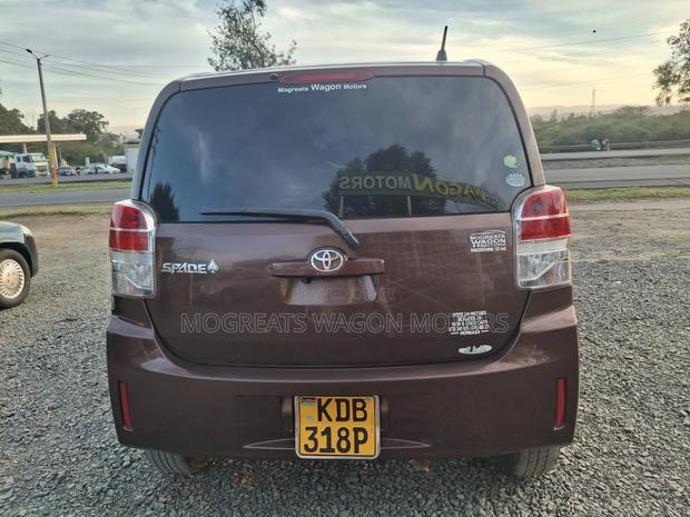 Toyota Spade 2013 Brown