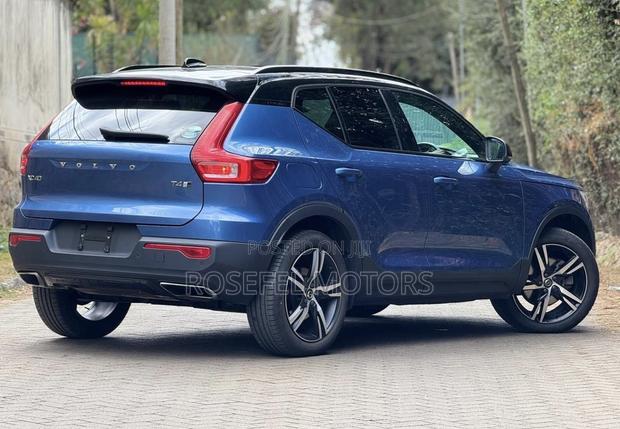 Volvo XC40 2019 Blue