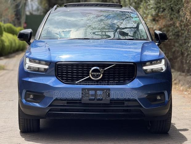 Volvo XC40 2019 Blue