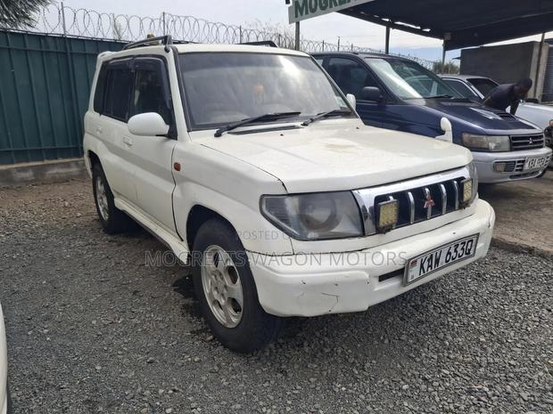 Mitsubishi Pajero Junior 1998 White