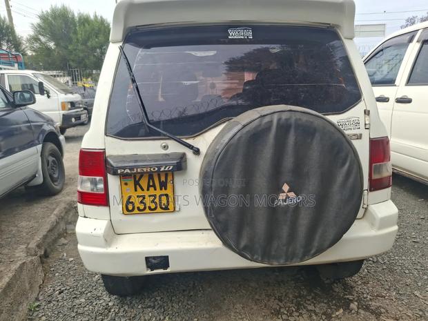 Mitsubishi Pajero Junior 1998 White