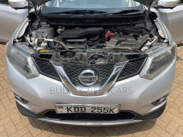 Nissan X-Trail 2.0 Petrol AWD 2016 Silver