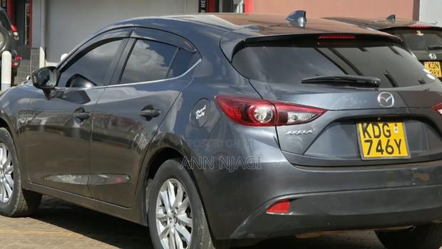 Mazda Axela SV Premium 2014 Gray