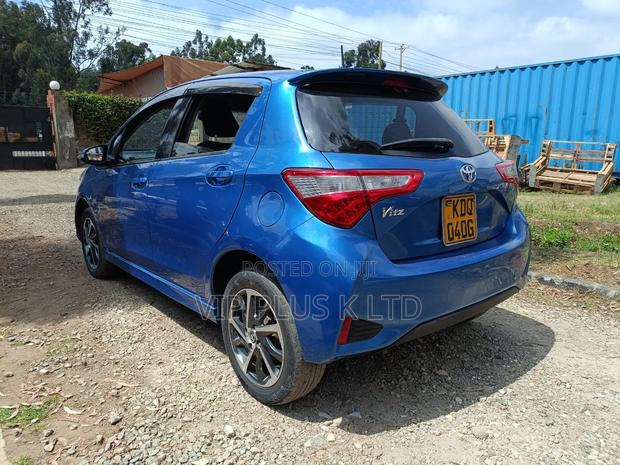 Toyota Vitz 1.3 FWD 5dr 2017 Blue