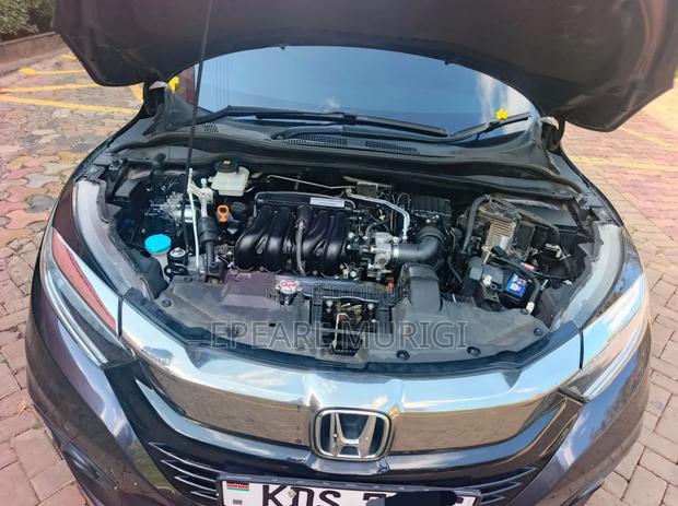Honda Vezel 1.5 Hybrid 4WD 2018 Black