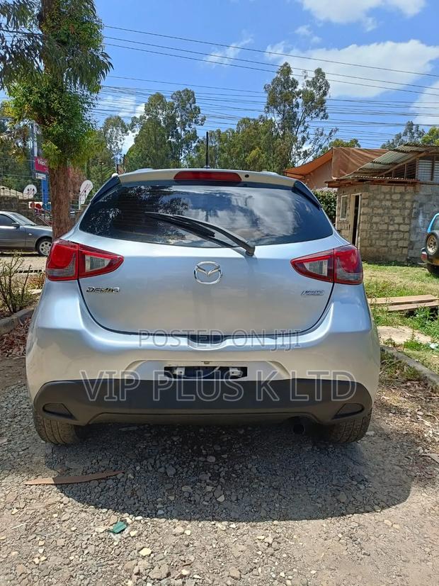 Mazda Demio 2017 Silver