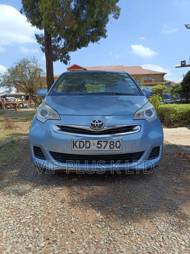 Toyota Ractis 1.3 FWD 2014 Blue