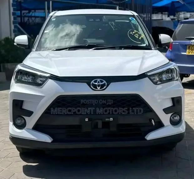 Toyota Raize 1.0 AWD 2020 Pearl
