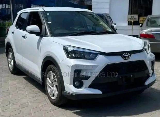 Toyota Raize 1.0 AWD 2020 Pearl