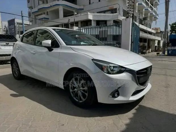 Mazda Demio 2019 White