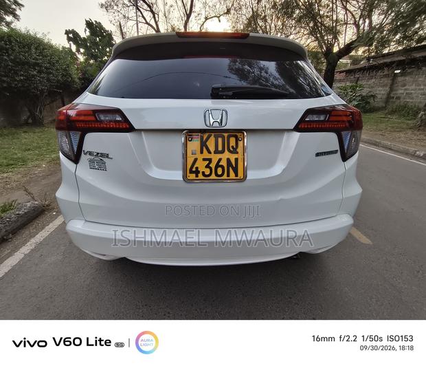 Honda Vezel 1.5 Hybrid 2WD 2017 White