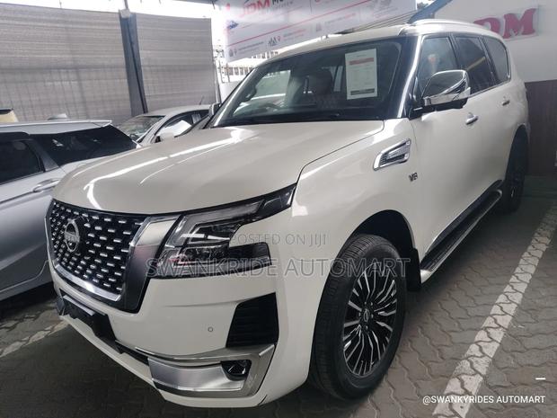 Nissan Patrol 2021 White
