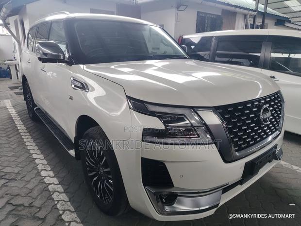 Nissan Patrol 2021 White