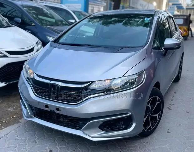 Honda Fit 2019 Silver