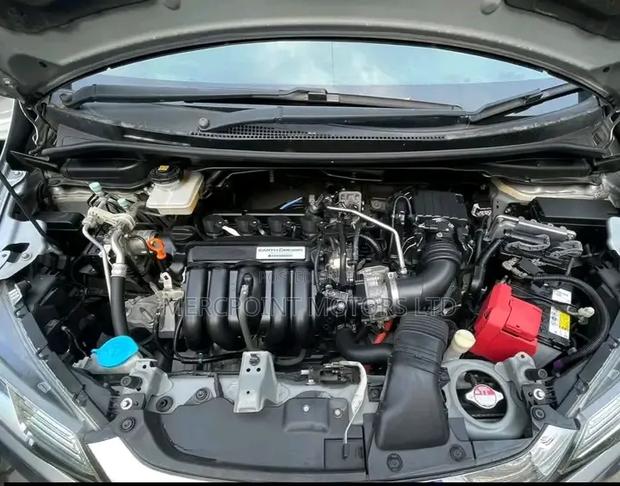 Honda Fit 2019 Silver